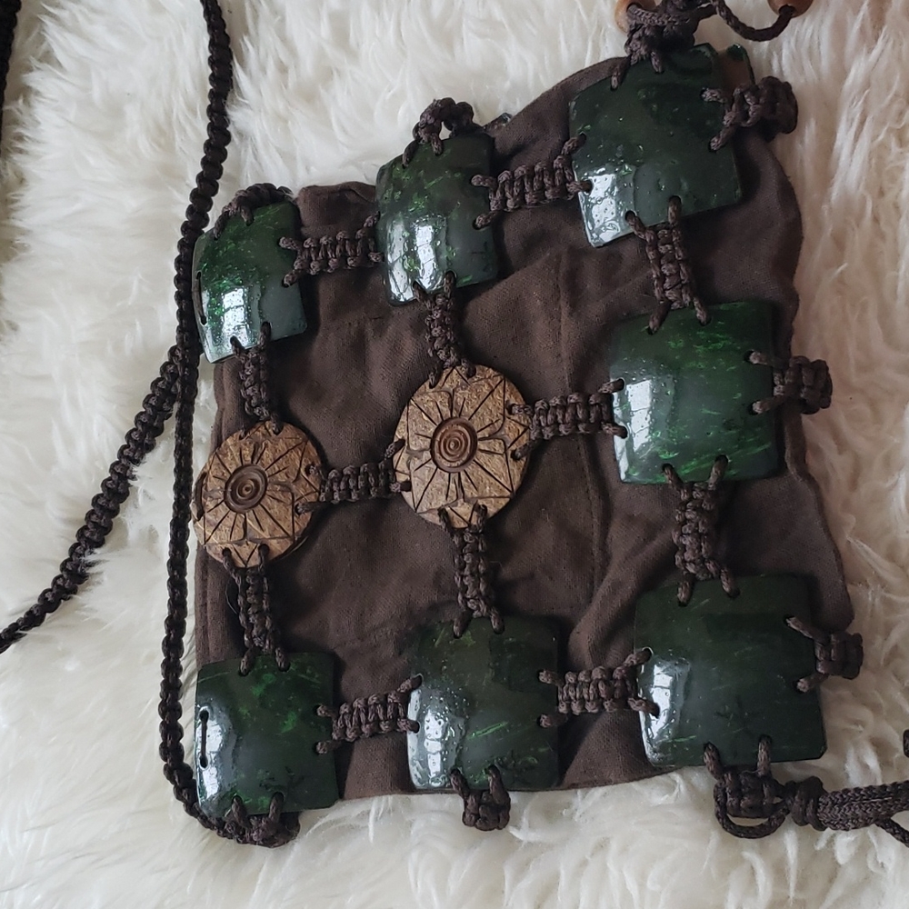 Coconut Shell Purse - Picture 4 of 9